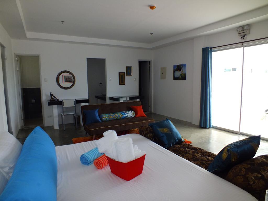 Paboreal Boutique Hotel Puerto Princesa Buitenkant foto