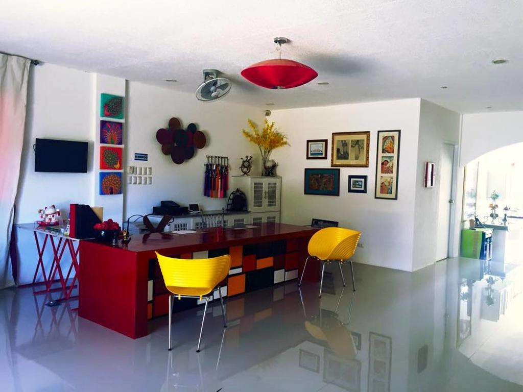 Paboreal Boutique Hotel Puerto Princesa Buitenkant foto