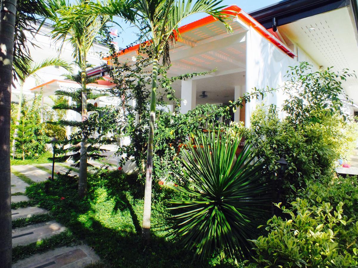 Paboreal Boutique Hotel Puerto Princesa Buitenkant foto