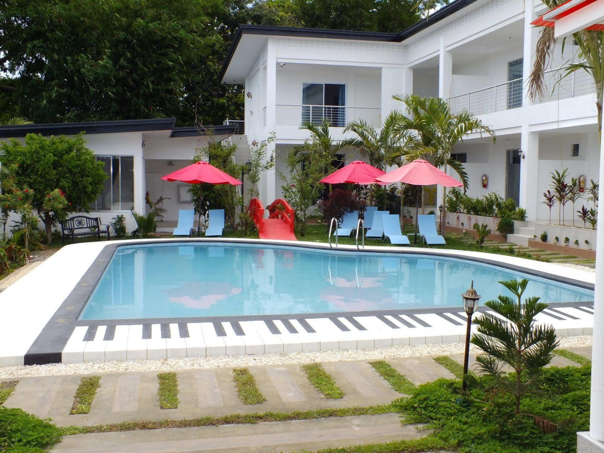 Paboreal Boutique Hotel Puerto Princesa Buitenkant foto