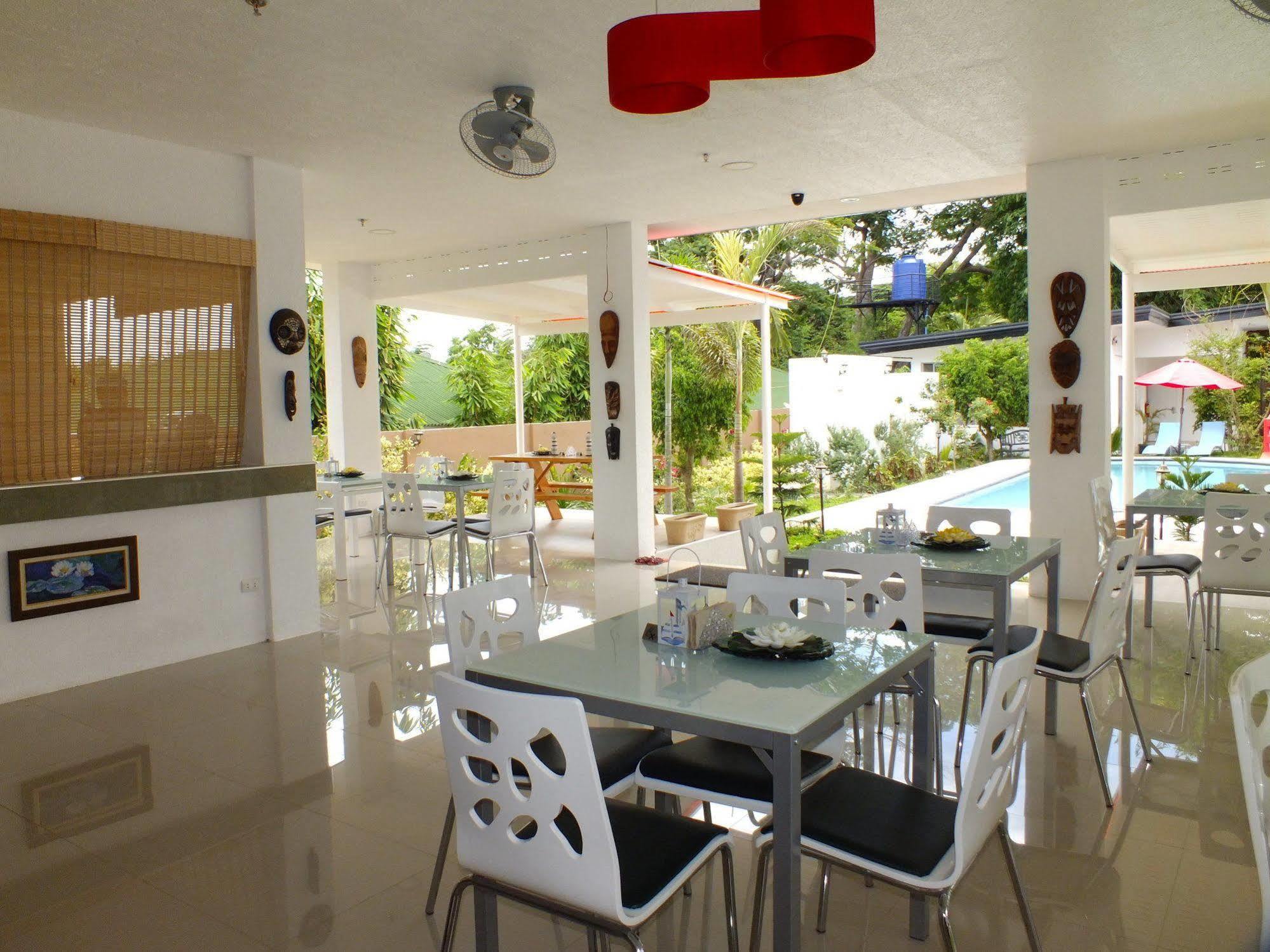 Paboreal Boutique Hotel Puerto Princesa Buitenkant foto