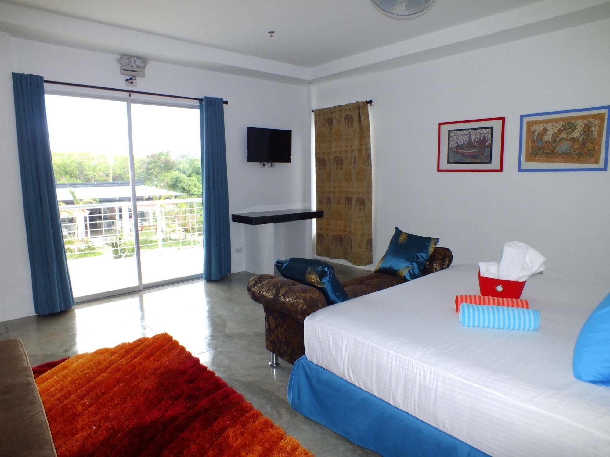 Paboreal Boutique Hotel Puerto Princesa Buitenkant foto