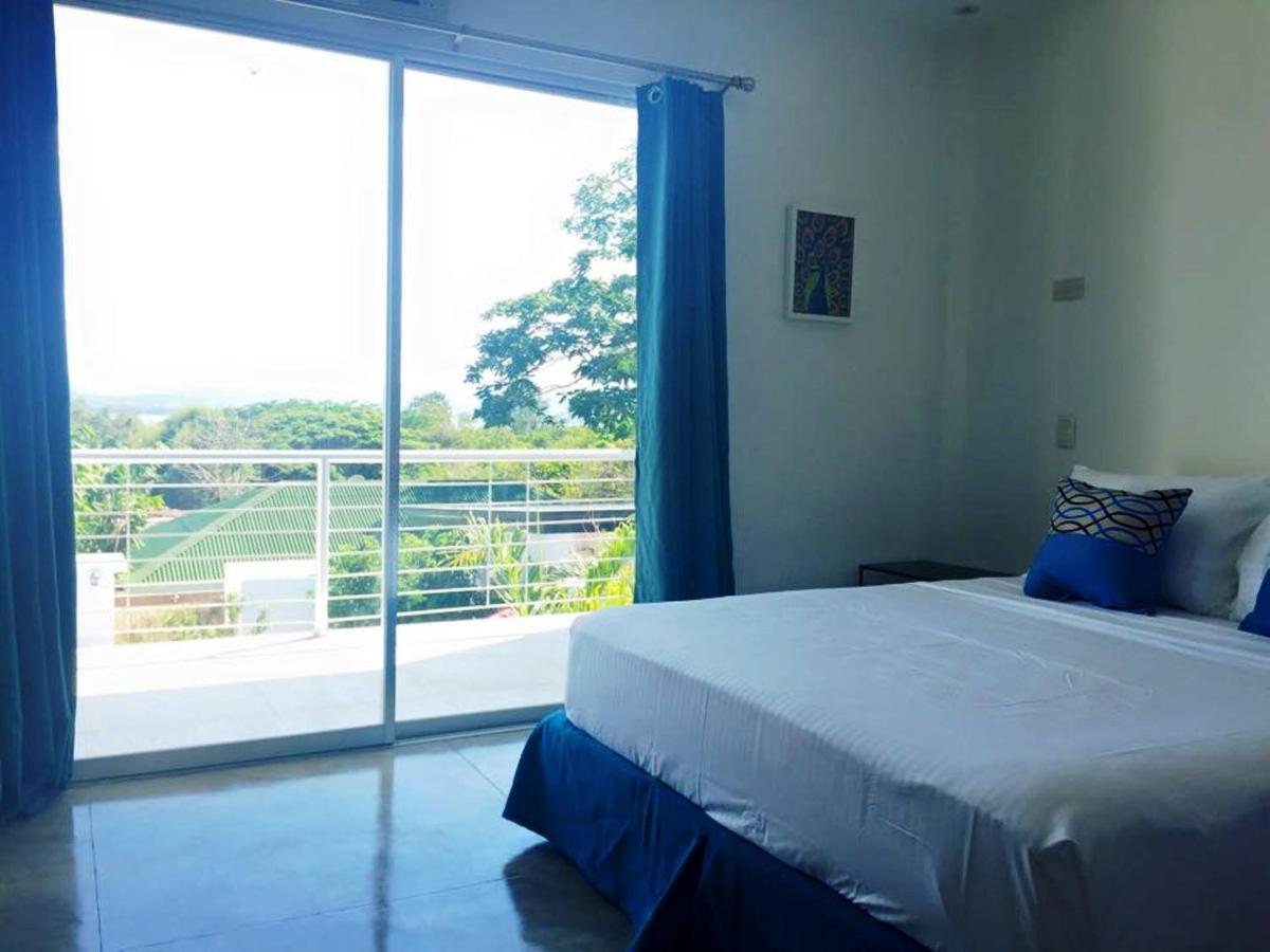 Paboreal Boutique Hotel Puerto Princesa Kamer foto